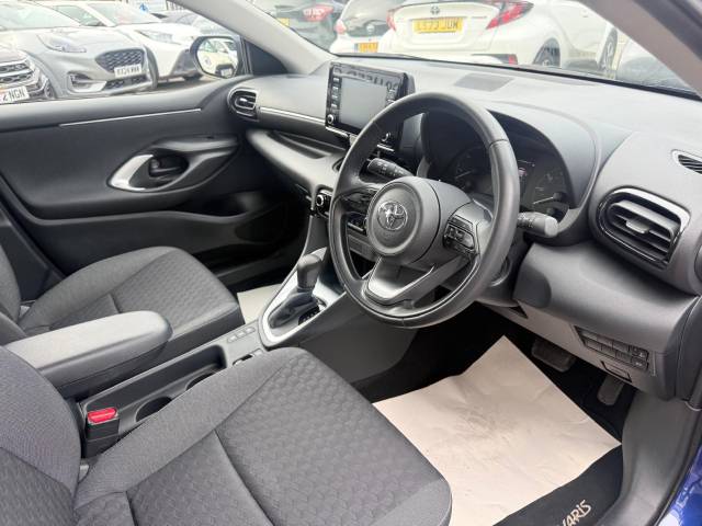 2022 Toyota Yaris 1.5 Hybrid Icon 5dr CVT - FTSH - REAR  CAMERA - BLUETOOTH