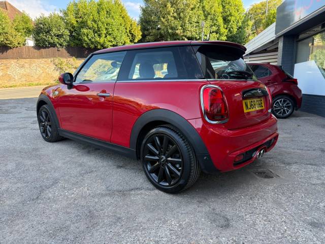2018 Mini Hatchback 2.0 Cooper S II 3dr - FRONT AND REAR SENSORS - BLUETOOTH - A/C