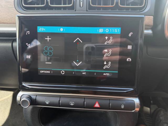 2023 Citroen C3 1.2 PureTech 110 Shine Plus 5dr - FSH - CAR PLAY - BLUETOOTH - REAR CAMERA