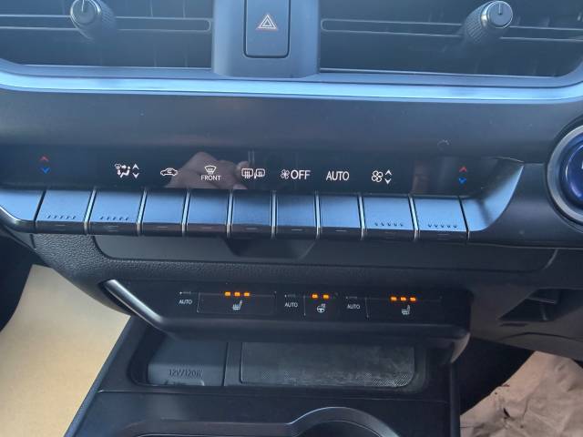 2020 Lexus Ux 250h 2.0 5dr CVT - CAR  PLAY - SAT NVA