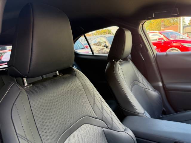 2020 Lexus Ux 250h 2.0 5dr CVT - CAR  PLAY - SAT NVA
