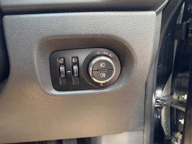 2014 Vauxhall Corsa 1.2 Excite 5dr [AC] - ONE OWNER - AIR CON - ALL