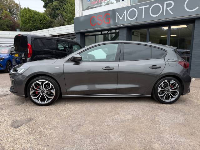 2023 Ford Focus 1.0 EcoBoost Hybrid mHEV ST-Line X 5dr Auto - HEATED SEATS AND WHEEL - APPLE CAR PLAY