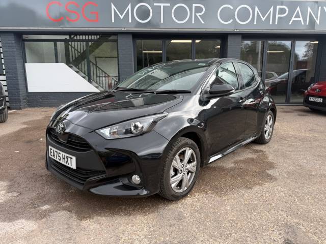 Toyota Yaris 1.5 Hybrid Icon 5dr CVT - 1 OWNER - CAR PLAY - REAR CAMERA Hatchback Petrol / Electric Hybrid Black