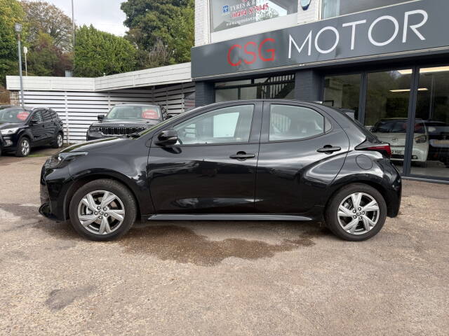 2025 Toyota Yaris 1.5 Hybrid Icon 5dr CVT - 1 OWNER - CAR PLAY - REAR CAMERA