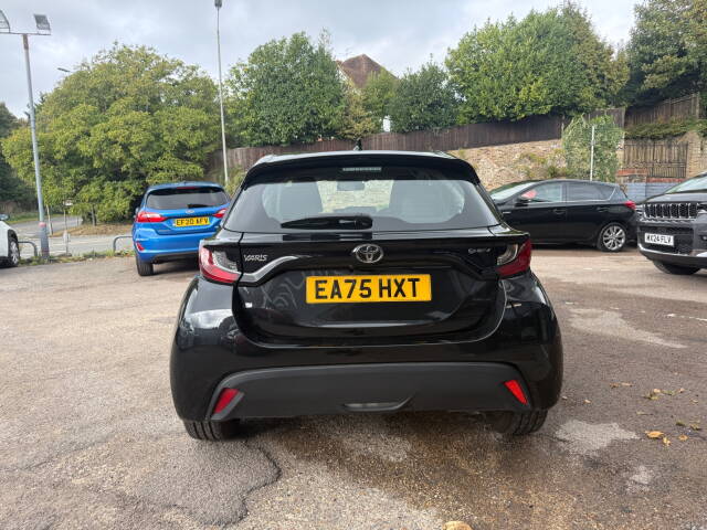 2025 Toyota Yaris 1.5 Hybrid Icon 5dr CVT - 1 OWNER - CAR PLAY - REAR CAMERA